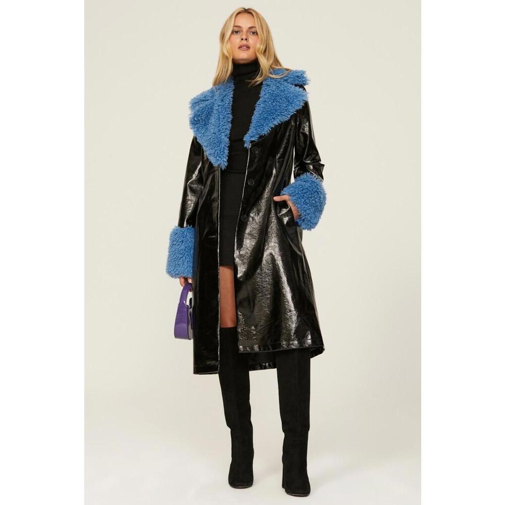 Love, Whit by Whitney Port Black Sherpa Collar Coat Size S (Missing Buttons)